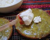 A picture of step 16 of Poppy seeds cake with lemon curd.
