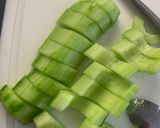 A picture of step 3 of Gazpacho Blanco.