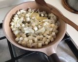 Foto del passaggio 1 della ricetta Filetto di vitello con crema di asparagi, e cipolla fritta