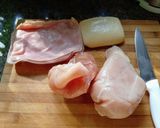 Foto del paso 2 de la receta: Mini pizzetas de pollo a la salsa rosa 🩷