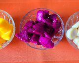 A picture of step 1 of Pinky Dragon Fruit Smoothie.