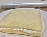 Foto langkah ke 5 dari resep Strawberry Sandwich.