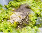 Foto langkah ke 3 dari resep Avocado spread.