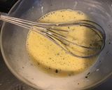 A picture of step 5 of Omelet with Rice, Emmental, and Parsley.