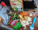 Foto langkah ke 1 dari resep MPASI 12M+ - Sup Kentang Wortel Homemade.