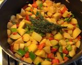 Une image de l'étape 3 de Soupe Halloween aux panais pommes de terre et poivrons.