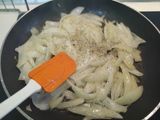 Lomos de atún en salsa de pimientos piquillo