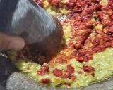 Foto del paso 2 de la receta: Salsa verde con chorizo 🤤