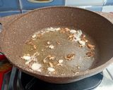 Foto langkah ke 5 dari resep Tumis Ayam Cabe Ijo.