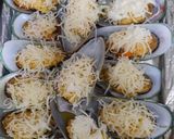 Foto langkah ke 4 dari resep Kerang hijau panggang keju.