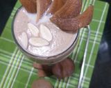 चिकू मिल्कशेक (Chikoo milk shake recipe in marathi) रेसिपी स्टेप 2 फोटो 