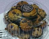 Gambar langkah 8 resipi Mini banana chip cupcakes.