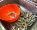 Foto del paso 1 de la receta: Camarones a la leche de coco al estilo Sonorense