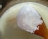 عکس مرحله 1 از دستور محلبی با سس شلیل (دسر ترکیه‌ای)