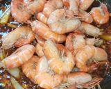 Foto langkah ke 7 dari resep Udang Saus Mentega.