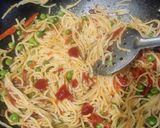 मसाला वेज़ नूडल्स (Masala veg noodles recipe in Hindi) रेसिपी चरण 3 फोटो
