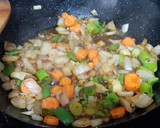 Foto del paso 3 de la receta: Costillas guisadas con toque de brandy
