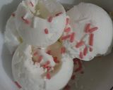 A picture of step 6 of Effortless Vanilla Icecream (with finowhip).