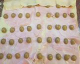 Foto del paso 4 de la receta: Pan de jamón, queso y aceitunas