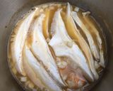 รูปขั้นตอนการทำที่ 4 ของ Milky Mushroom Fin Soup