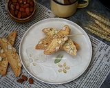 Gambar langkah 6 resipi Almond Biscotti.