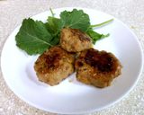A picture of step 3 of Chicken Teriyaki Ball.