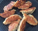 Foto langkah ke 10 dari resep 7. Kuotie - Gyoza.
