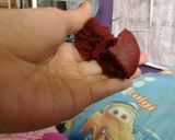 Foto langkah ke 7 dari resep Red velvet cupcake.