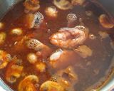 Foto langkah ke 4 dari resep Tom Yam Yana.