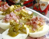 Foto del paso 3 de la receta: Huevos rellenos económicos y muy fáciles 😃