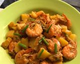 Foto langkah ke 5 dari resep Tumis Udang kentang.