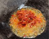 Gambar langkah 3 resipi Nasi Goreng Lada Kering.