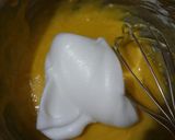 Foto langkah ke 2 dari resep Hokaido Chiffon Cake with lemon curd.