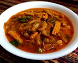 A picture of step 3 of Mushrooms babycorn Curry.
