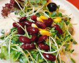 Hình bước làm 3 của món Salad rau mầm đậu đỏ
