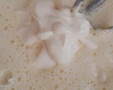 Foto del paso 4 de la receta: Bizcocho de petitsuisse de plátano con gotas de chocolate