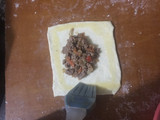 Rollitos de hojaldre, rellenos de carne 🍖 y vegetales 🥬