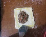 Foto del paso 5 de la receta: Rollitos de hojaldre, rellenos de carne 🍖 y vegetales 🥬