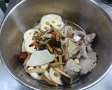 温補蓮藕排骨湯(簡單料理)的食譜步驟4照片