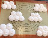 Une image de l'étape 5 de Macarons nuage citronné.