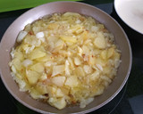 Foto del paso 4 de la receta: Tortilla de patata con cebolla