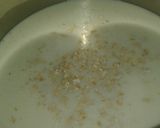 A picture of step 2 of Fruit oats.