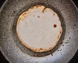 Foto del paso 10 de la receta: Quesadilla crispy chicken con salsa césar y guacamole casero