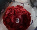 Foto langkah ke 4 dari resep Strawberry ice cream.