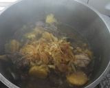 Foto del paso 6 de la receta: Cordero guisado con batata y cebolla caramelizada
