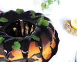 Foto langkah ke 14 dari resep Lemonade Marmer Cake with Chocolate Drip #beranibaking.