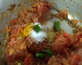 A picture of step 2 of Bottle gourd (lauki) kofta in gravy.