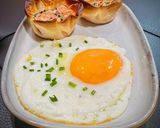 Foto del paso 5 de la receta: Desayuno: tartaletas de bacon y queso con huevo frito