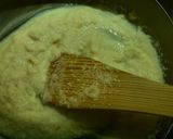 A picture of step 5 of Rawa Kesari.