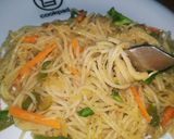 A picture of step 5 of Veg chowmein.